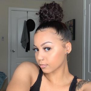 Meet your Posher, Talya